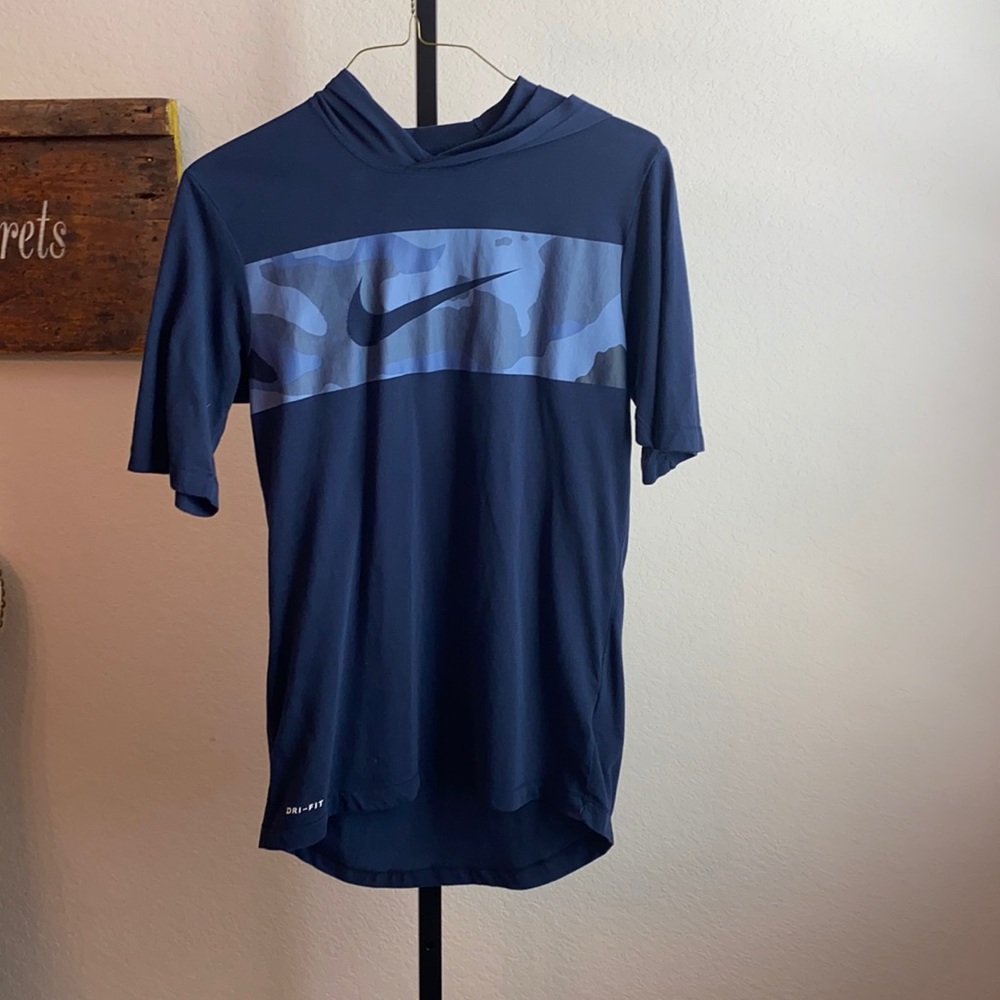 Nike navy comfort tshirt with logo design